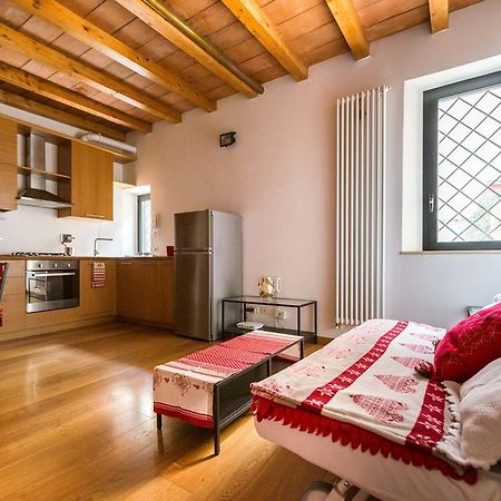 Apartment Polveriera Colosseum ローマ エクステリア 写真