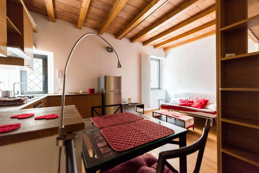Apartment Polveriera Colosseum ローマ エクステリア 写真