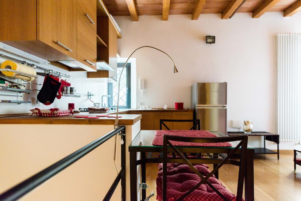 Apartment Polveriera Colosseum ローマ エクステリア 写真